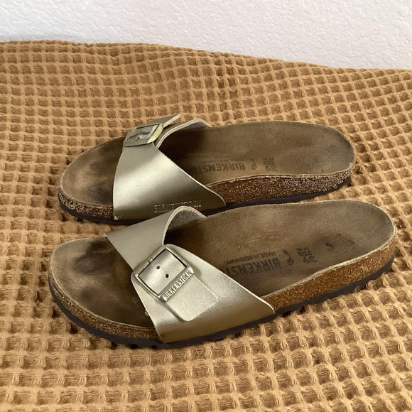 Birkenstock Shoes - Birkenstock Madrid Gold Metallic Leather Womens Size 39 US 8 Sandals